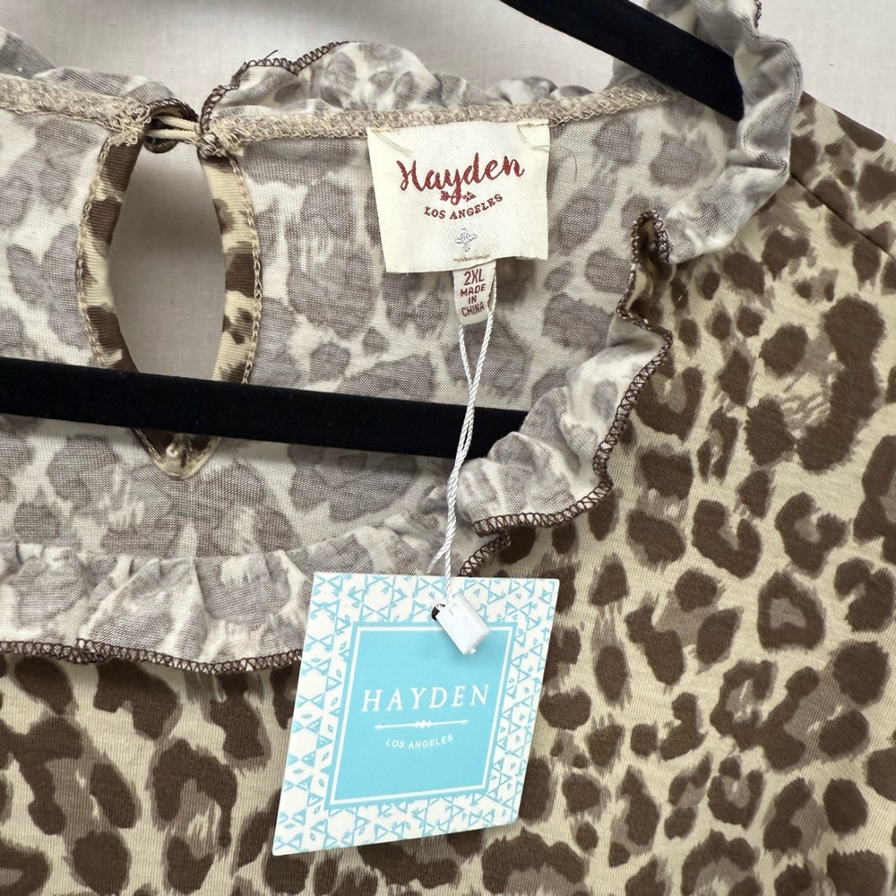 Women's Hayden Los Angeles Top Size 2XL Brown Leopard Print